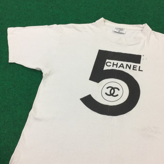 Vintage 80’s Chanel T-Shirt