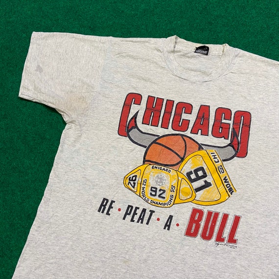 Vintage 1990's Chicago Bulls T-Shirt