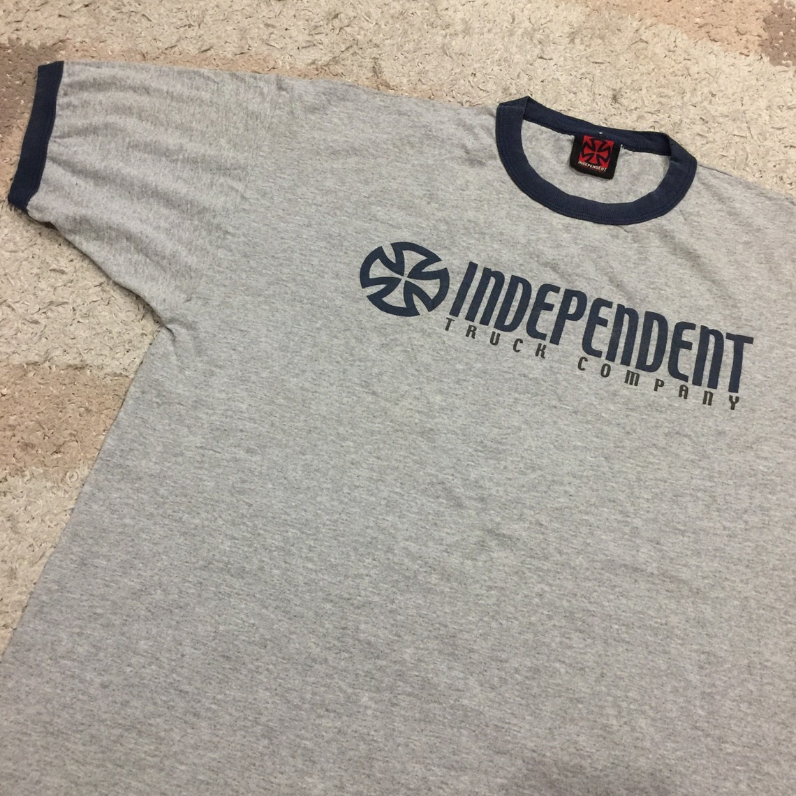 Vintage 2000s Independent Skateboard TShirt Etsy