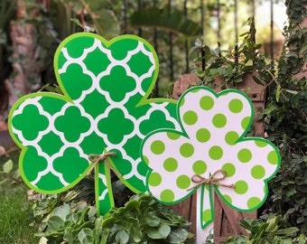 St. Patrick’s Day shamrock yard Decor