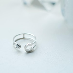 Pearl Safety Pin Ring 925 Sterling Silver Dainty Jewelry June Birthstone