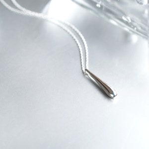 Raindrop Necklace 925 Sterling Silver Water Droplet dainty simple everyday wear Necklace Raindrops