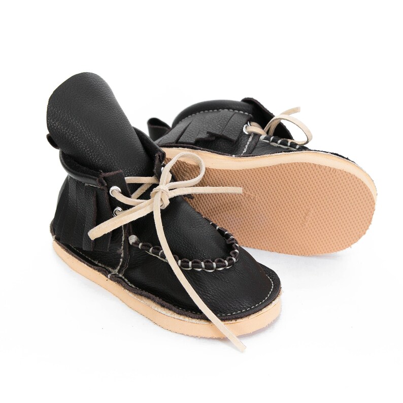 Multiple Color Choices Leather Moccasin Boots for Baby /& Toddler