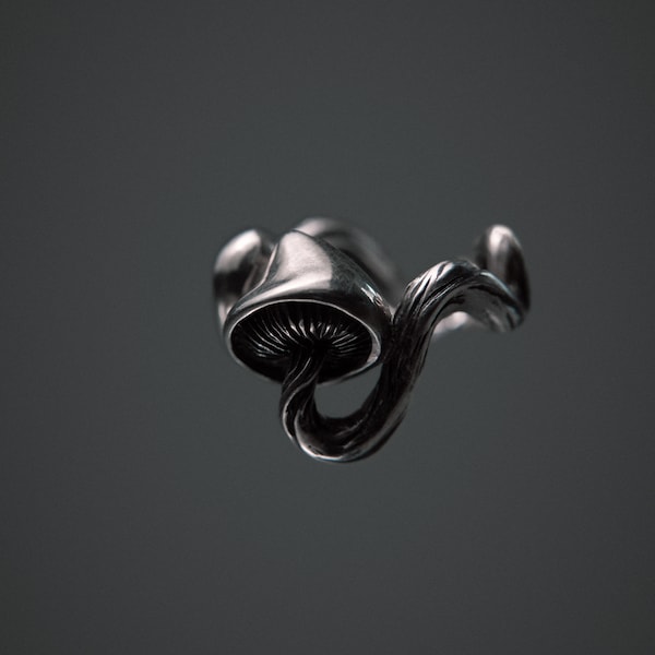 Magic Mushroom - ring in sterling silver (remastered edition)