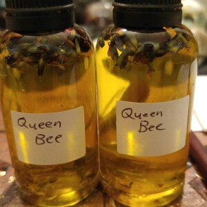 Queen bee oil