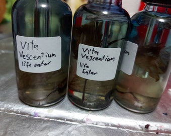 Vita vescentium (life eater ) ritual oil