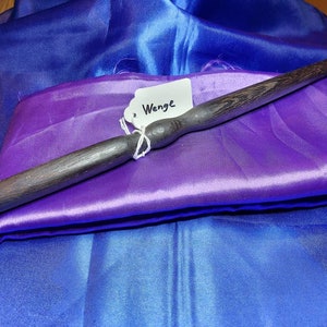 Traditional length wenge wand
