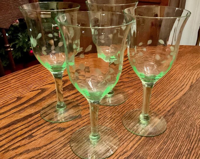 Depression Era Green Etched Wine Glasses Set of 4 Etsy