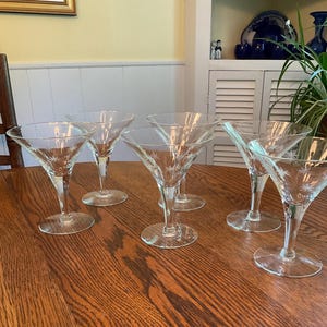 Vintage Etched Atomic Star Fluted Champagne/Tall Sherbet Glasses  Set of 6