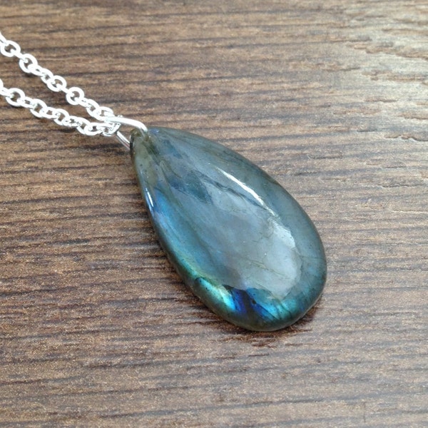 Labradorite Pendant, Labradorite Jewelry, Labradorite Necklace, Flashy Labradorite, Large Labradorite, Pear Labradorite, Faceted Labradorite