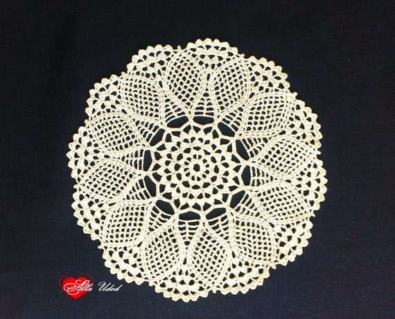 1 Handmade 9 1//2/" inch 24cm white knitted round handmade cotton Doilie doily