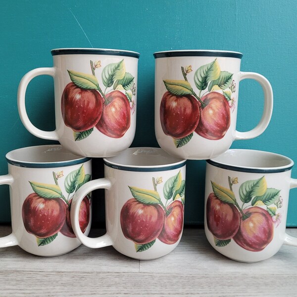5 Vintage Apple Mugs Casuals by China Pearl 1970s Ceramic mugs Apple kitchen decor Ceramic replacement dishes coffee mugs green red kitchen