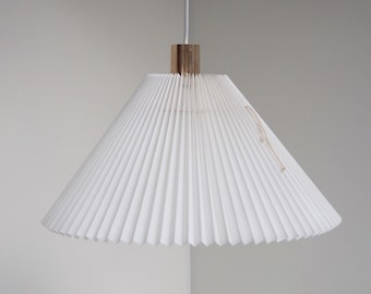 ※１点のみ！北欧 シザーランプ スウェーデン ヴィンテージ パイン材 /ルイスポールセン ヤコブセン アアルト コルビジェ イデー LE KLINT 北欧 60\u0027s ヴィンテージ・木製シザーランプ チーク材