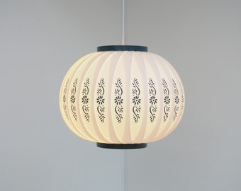 Rare Holland pendant designed by Lars Schiøler for Høyrup Plast - Danish design made during the 1970s