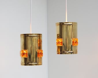 Pair of lovely brass pendants with amber colored glass decorations - Danish vintage lighting from the 1960s