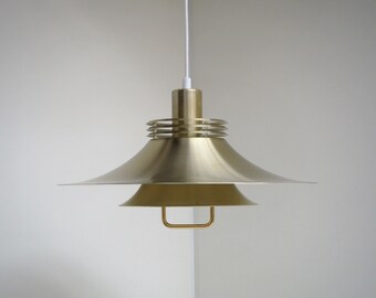 Large stylish brass pendant from Jeka - Danish vintage design from the 1970s
