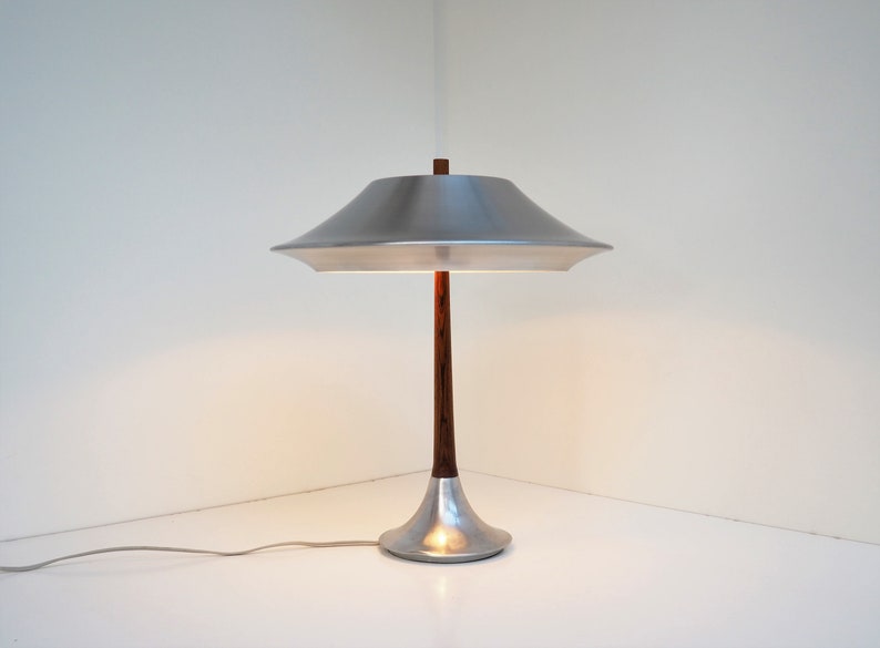 Rare and unique Ambassador table lamp designed by Jo Hammerborg, Danish design from Fog & Morup, 1960s image 2