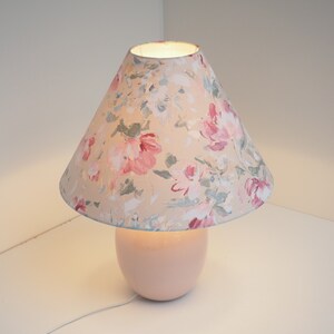 Pink ceramic table lamp with Caprani floral shade Danish lighting design from the 1990s image 4