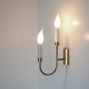Lovely double brass wall lamp - Danish vintage design from the 1960s