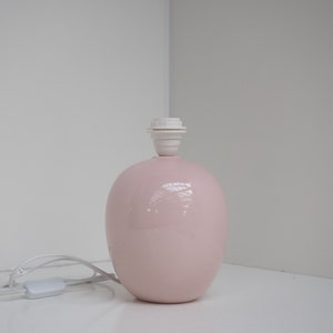 Pink ceramic table lamp with Caprani floral shade Danish lighting design from the 1990s image 9