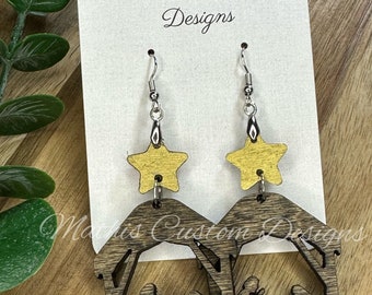 Nativity earrings, wood earrings, Christmas earring, lightweight earrings