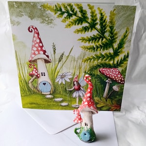 Casetta delle fate nel bosco con biglietto d'auguri abbinato, regalo a tema fata, perfetto per compleanni o per una nuova casa