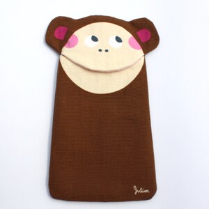 Pencil case monkey Alma in brown image 3