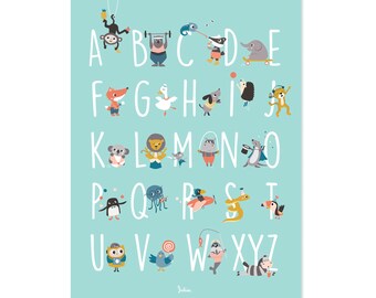 Julica ABC Poster fürs Kinderzimmer | Alphabet Poster für Kinder | Tier-ABC in Großbuchstaben + inkl. Memory