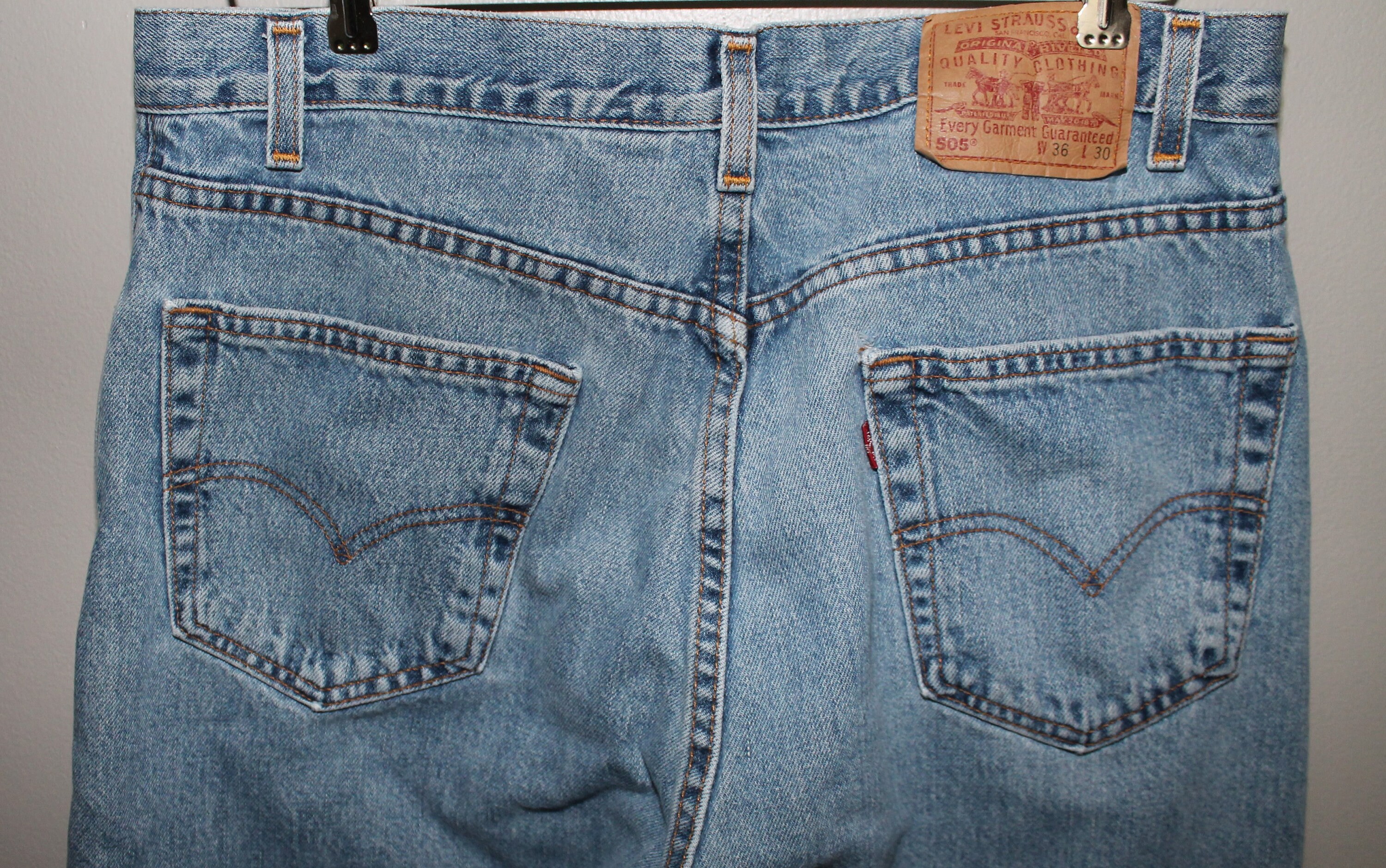 levi jeans 36 waist 30 leg