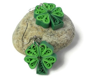 Four leaf clover earrings - St Patricks earrings - Quilling jewelry - Clover earrings - St Patricks day jewelry - Green quilling earrings