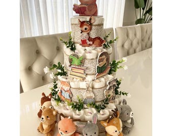 Leśny tort pieluszkowy, 3- lub 4-piętrowy tort pieluszkowy w stylu bajkowym, leśna dekoracja stołu, tort na baby shower, prezent na baby shower, prezent neutralny płciowo