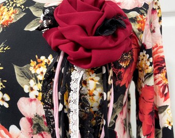 Flower brooch