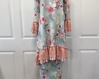 Floral Print Tunic Top: Soft Stretchy Material