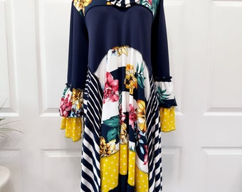 Navy floralen Streifen und gelben Tunika Top