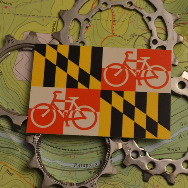 Maryland bicycle flag vinyl sticker, ~2x3"