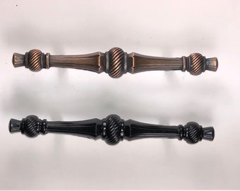 Shabby Chic Vintage Pull