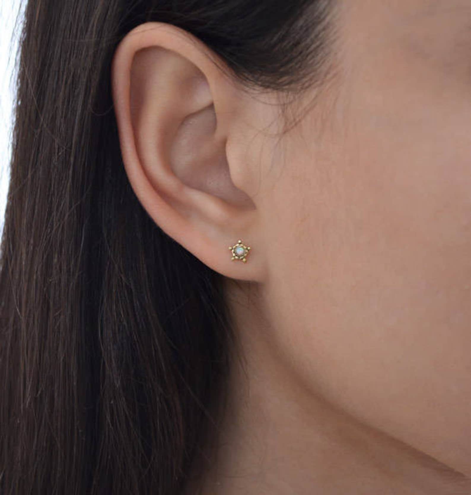 Gold Tragus Earring Tragus Piercing Cartilage Earring Stud Etsy Israel