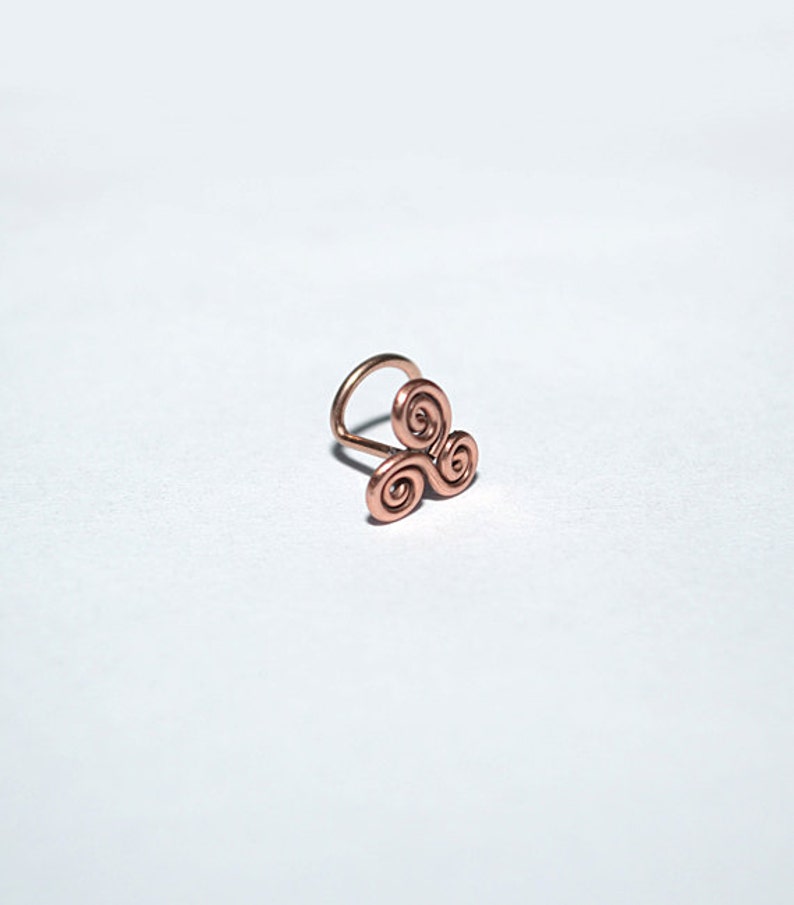 Nose stud 18g Nose jewelry Gold nose stud Nose Ring Nose stud Nose piercing Tiny stud nose ring Nostril ring