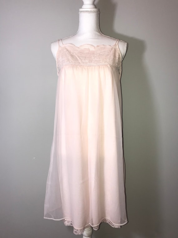 Vintage 60's Pale Pink & Lace Babydoll Nightie / s