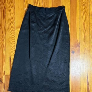 VTG 80&#39;s Black Pencil Skirt / size 36 (US 6) / by Lucie Linden International