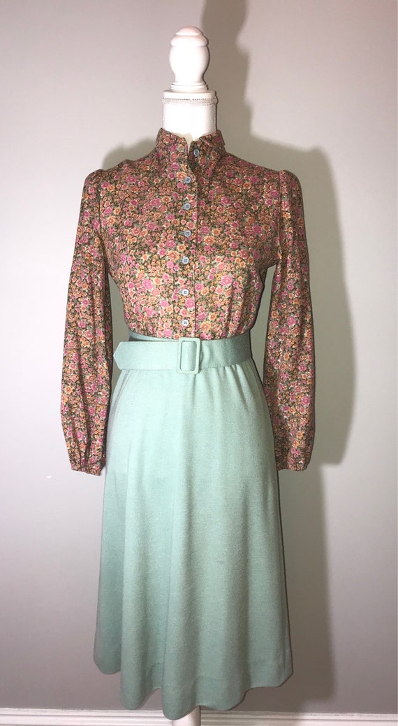 Vintage 70's Belted Floral and Teal Dress / size … - image 1