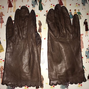 Vintage 60&#39;s Brown Leather Driving Gloves / size 7 / by Miss Aris