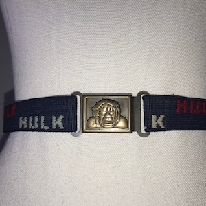 Vintage 80&#39;s Children&#39;s (or adult XS/S) Hulk Elastic Belt with Metal Magnetic Buckle / 29&quot; long