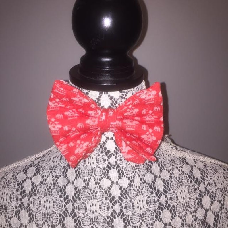 Vintage Adjustable Novelty Bow Tie 70s