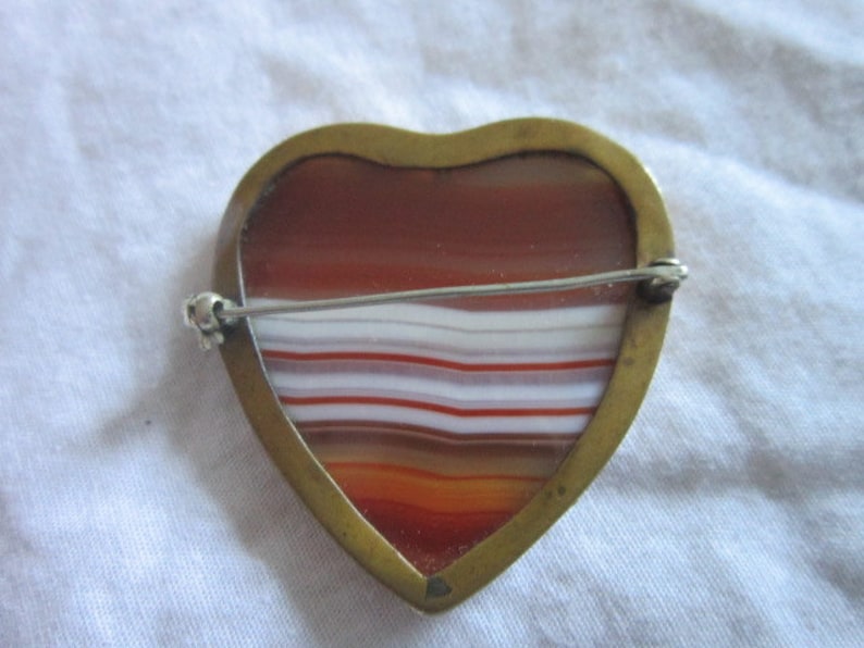 Wow! Antique 10K wrapped Gold Real Fancy Banded Agate Heart Shaped Brooch