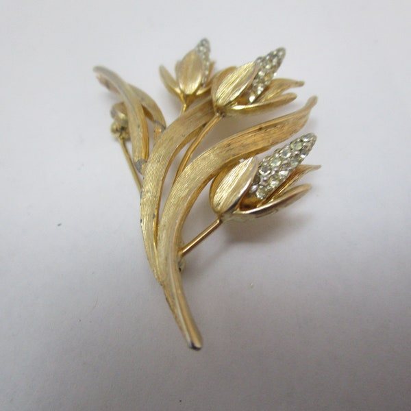 Marcel Boucher Gold Tone 3-D Flower Pin Brooch Rare Vintage Retro Signed with Rhinestones