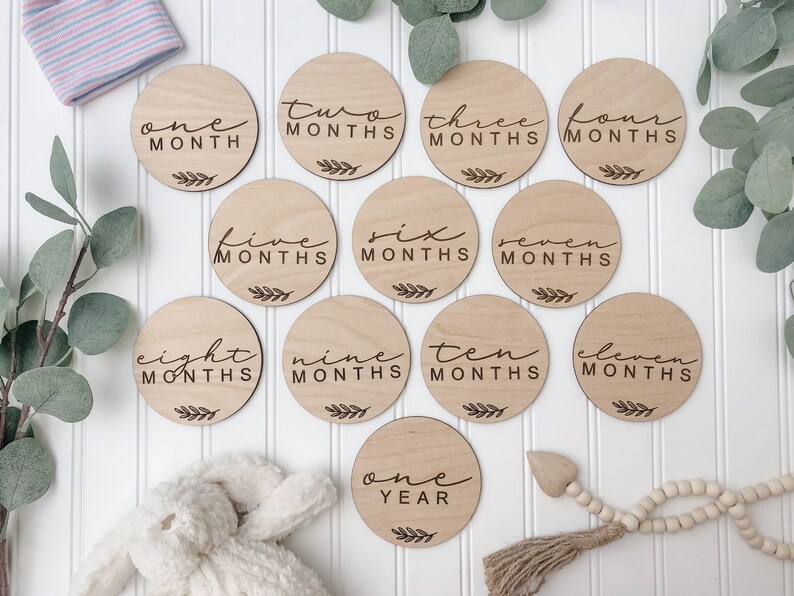 Round Wood Monthly Baby Milestone Markers / Engraved Baby Etsy