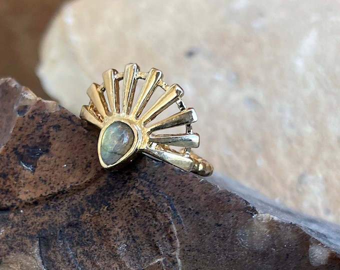 Adjustable Labradorite 14K Gold Plated  geometric sunrise Art Deco Drop Shape Gemstone Ring, Dainty Stacking Ring, Pear Shape gift for her