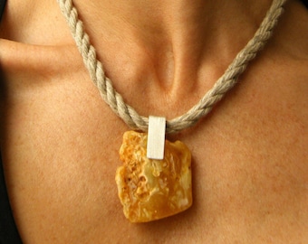 Amber Pendant, YELLOW, genuine Amberstone,  sterling Silver 925, Bernsteinanhänger, modern, giftbox, for her, handmade, Unique