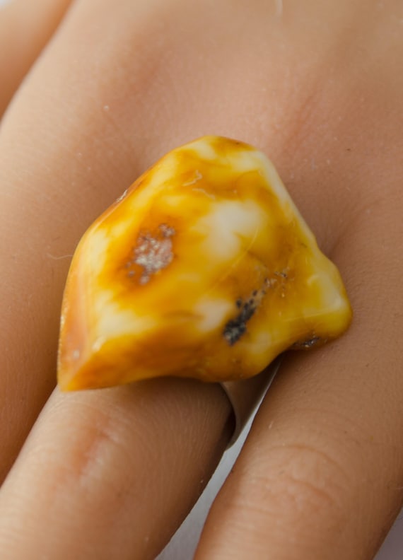 Chunky ring, Amber ring made of amber beads and 925 sterling silver, handmade, ideal gift for yourself or gift for her